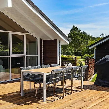 Beautiful In With Sauna Hals