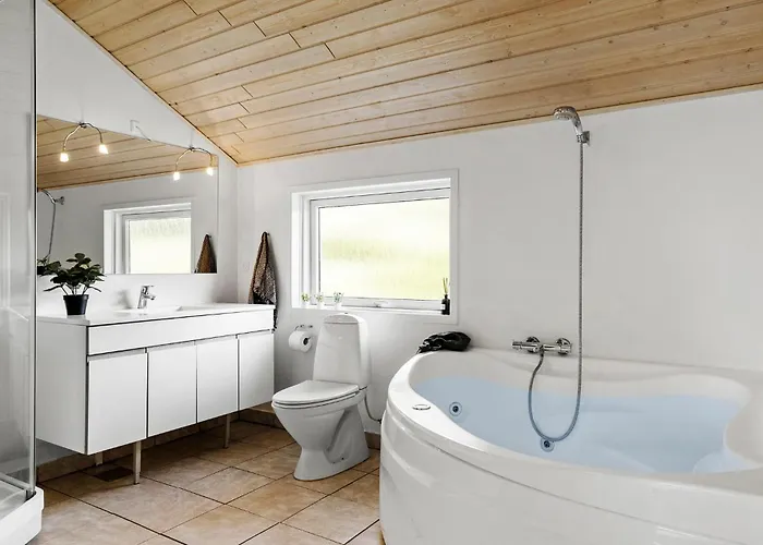 Beautiful In With Sauna Semesterbostad *